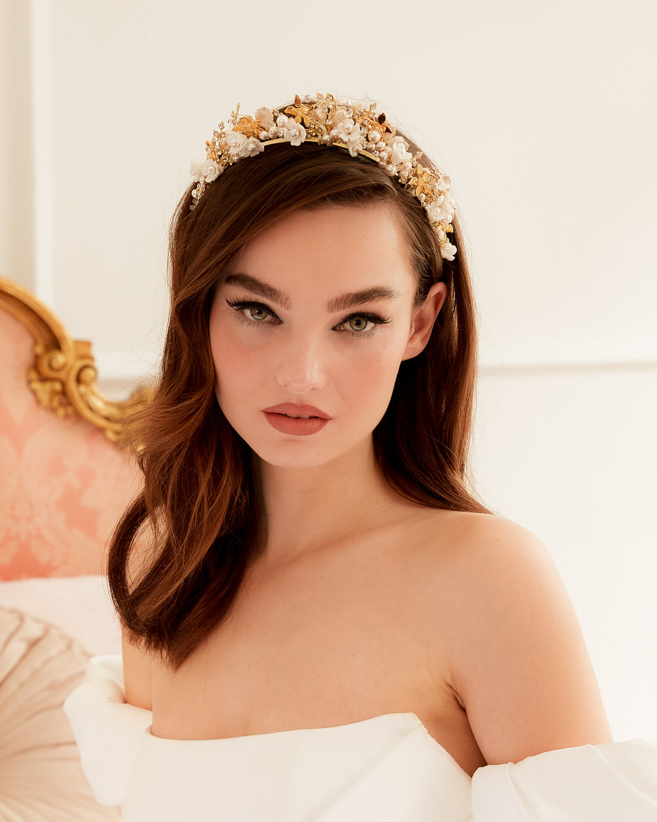 14k Gold Felicity Crown Victoria Percival