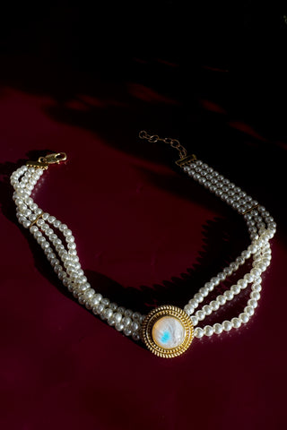 Moonstone Queen Everyday Pearl Choker
