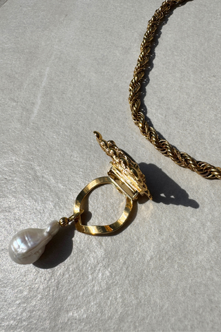 1980s Statement Rope Chain, Black and Baroque Pearl