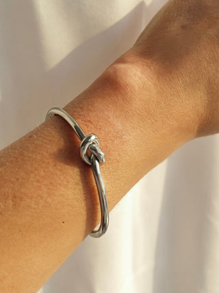 Knot Bangle - Rhodium Plated