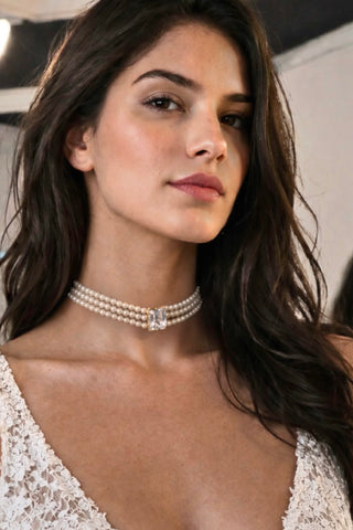Vivi - Emerald Cut Pearl Choker