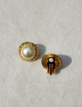 1980's Pearl Dome Earrings